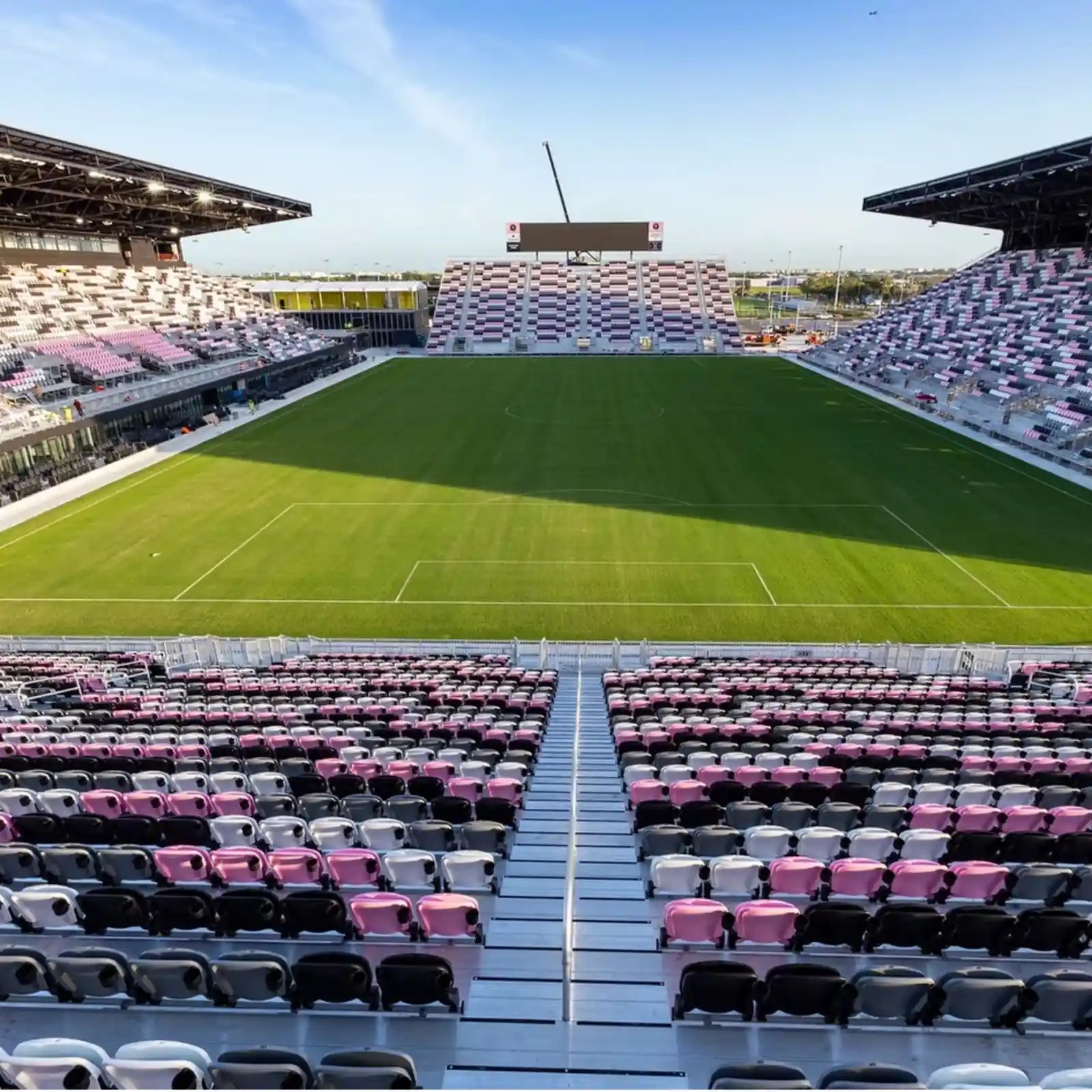 ultimate-tip-up_1x1_2x